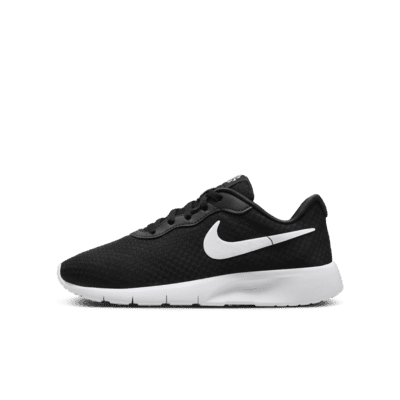 Nike Tanjun EasyOn Big Kids' Shoes Color: Black/White/White Size: 4.5Y