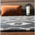thumbnail image 4 of Safavieh Dhurries Chocolate Contemporary Rug - 4' x 6', 4 of 5