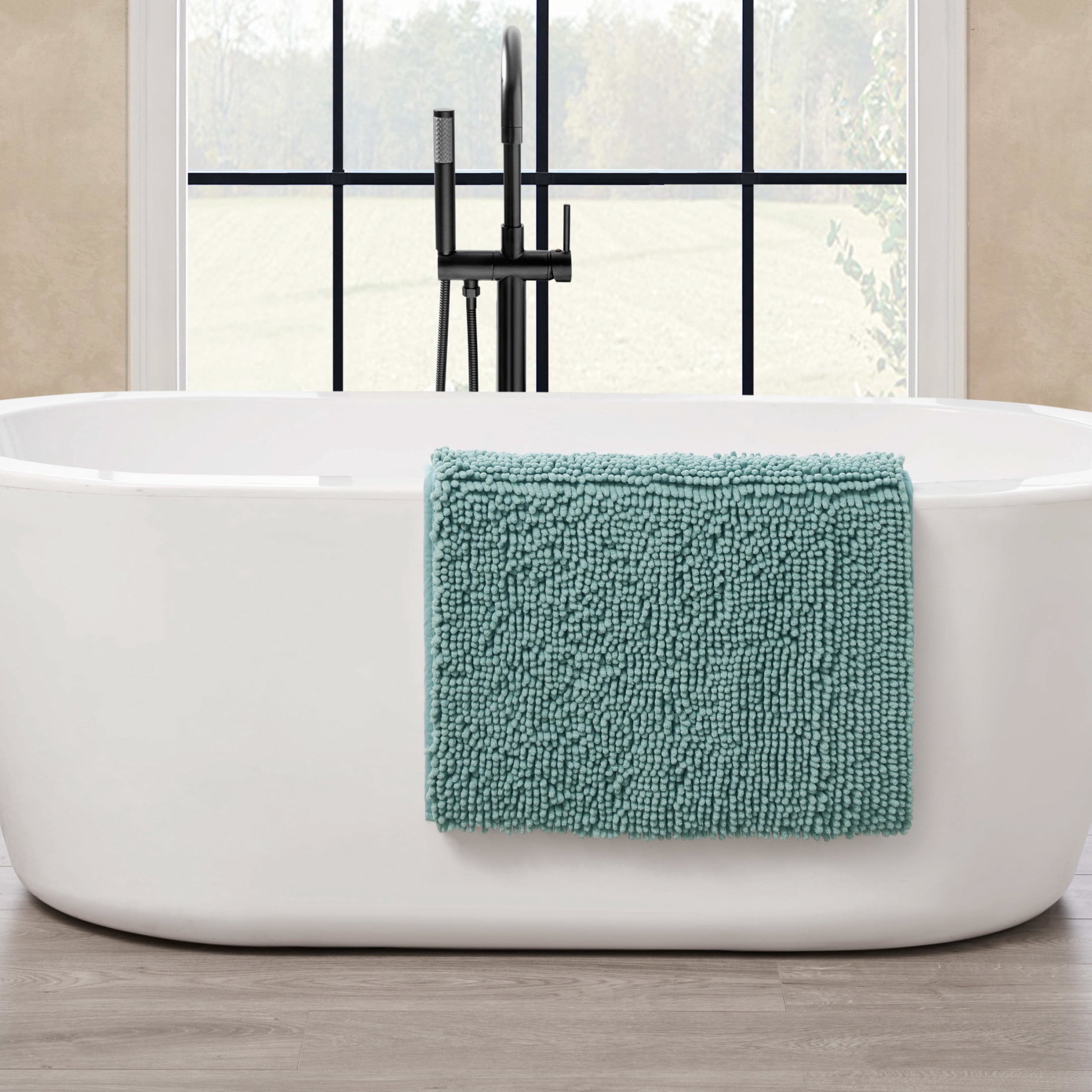 Resort Collection Chenille Plush Loop Bath Mats