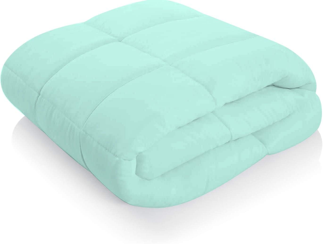D.N.G. BEDDINGS Deluxe All Seasons King/Cal King Size 800 Thread Count, Solid Aqua Blue Down Alternative 5 Piece Box Design Comforter Set 100% Egyptian Cotton