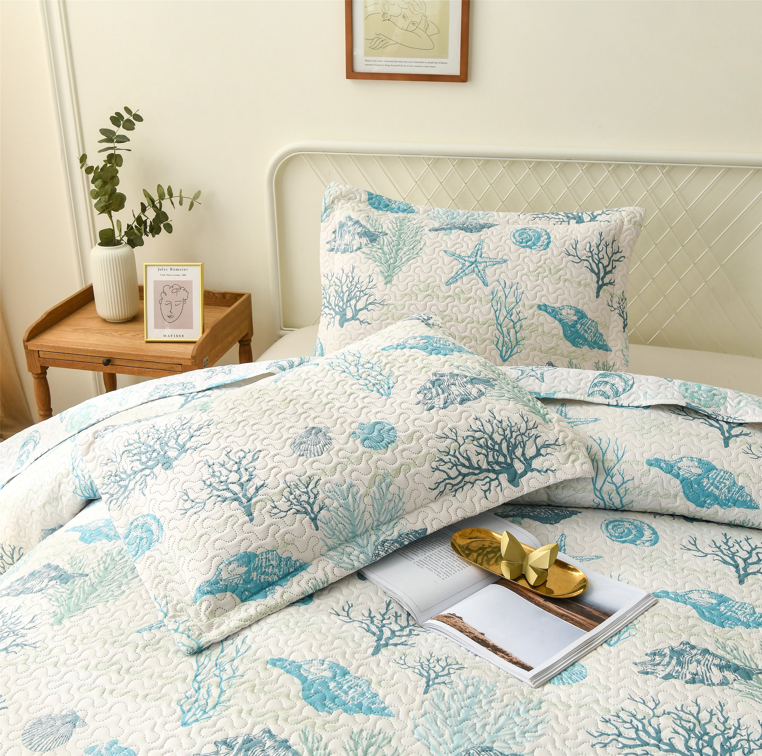 Green Essen King size Bedspread Bedding White Lightweight Quilt Microfiber Reversible Coverlet Green grass conch quilt