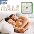 thumbnail image 2 of Reloj de pared Cuadrado Rm Regalomex Plástico 30 Centímetros verde, 2 of 9