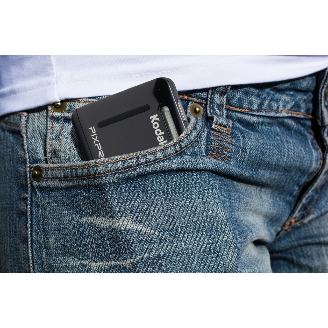 KODAK PIXPRO FZ53 Compact Digital Camera - 16MP 5X Optical Zoom HD 720p Video (Black)