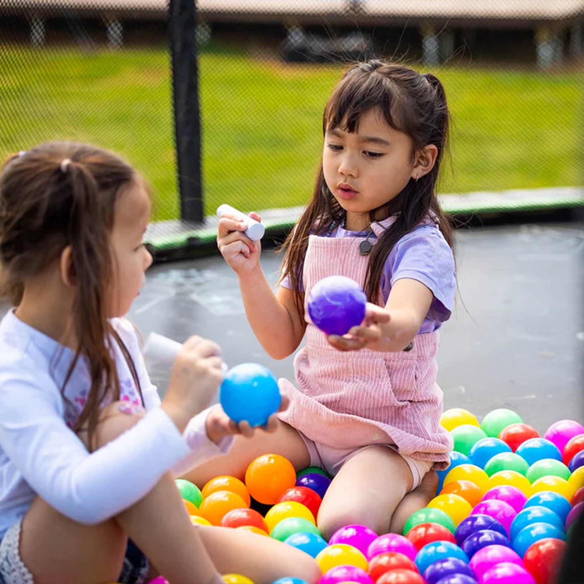 Jumpflex FLEX 10' Round Trampoline, Outdoor Play Equipment with PROJAM Basketball Hoop