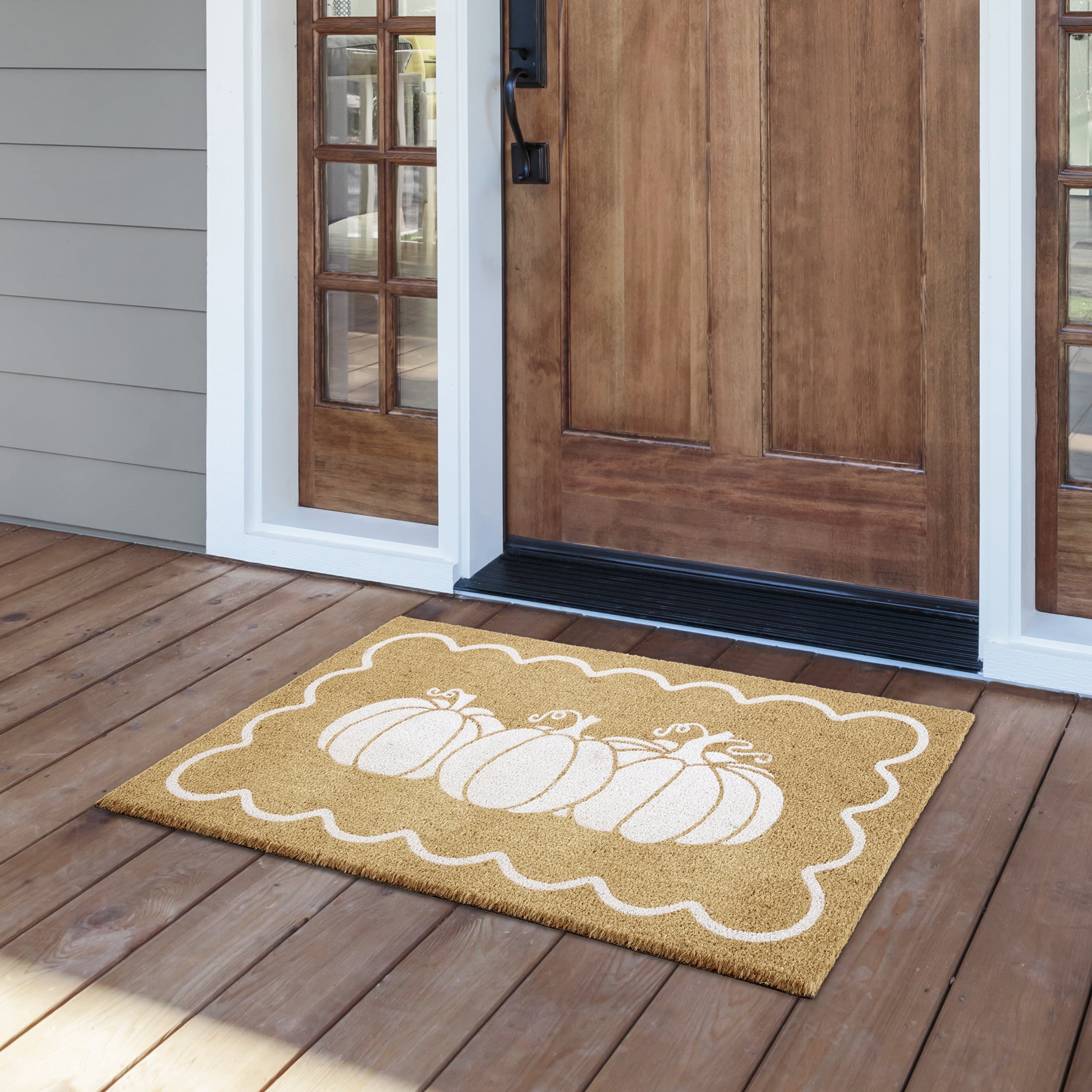 My Texas House Natural/White Pumpkin Scallop Outdoor Coir Doormat, 30" x 48"