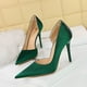 thumbnail image 4 of Nuevos tacones de punta puntiaguda para mujer Banquet Slim Ultra, elegantes y de lujo para mujer, tacones con relieve para novia, de satén, para bodas, clásicos, 4 of 5