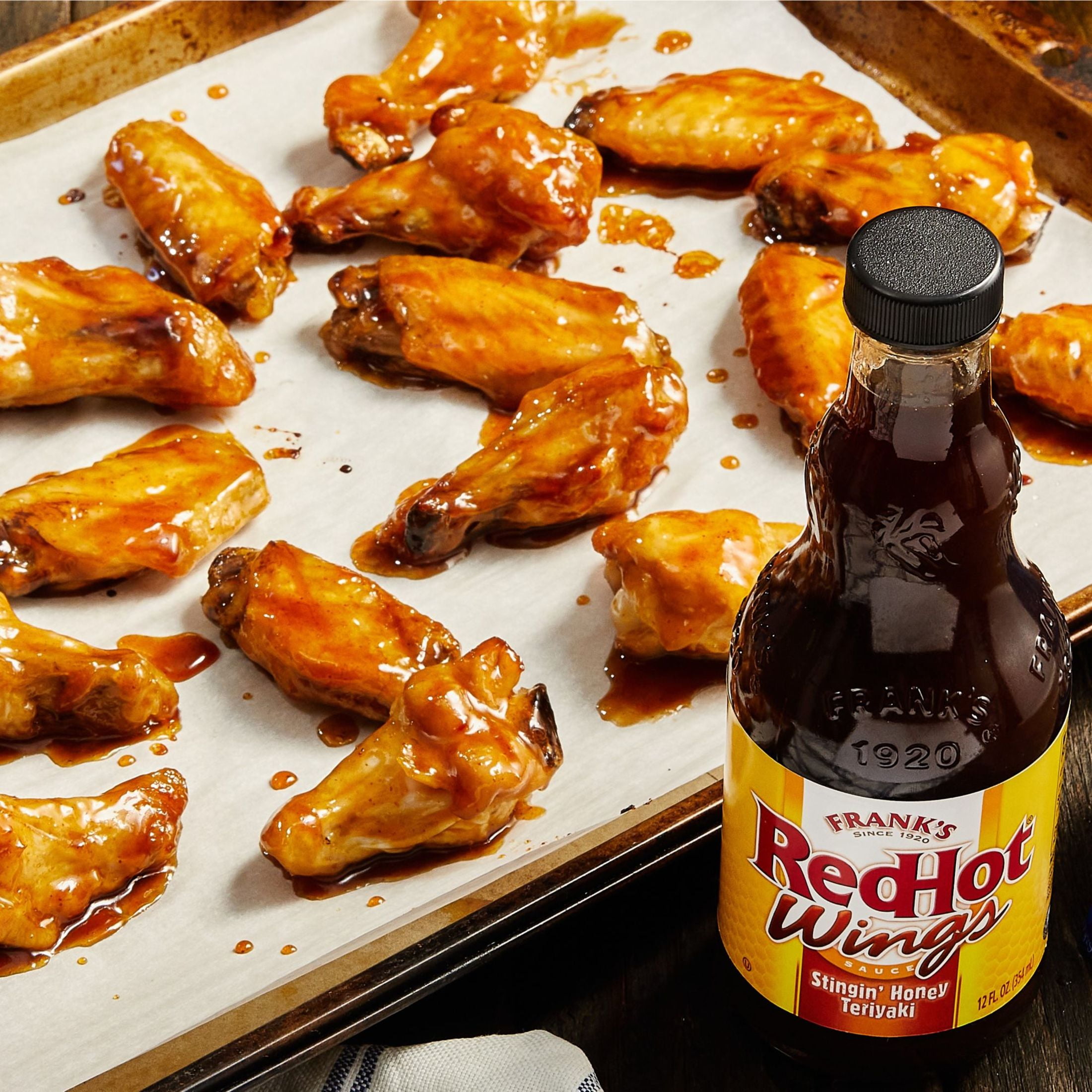 Frank's RedHot Kosher Stingin' Honey Teriyaki Wing Sauce, 12.0 fl oz Bottle
