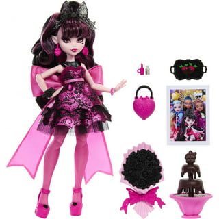 Boneca Monster High luxo Frankie Stein Pet Magico Ed 2023 em Promoção na  Americanas