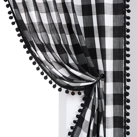 Cortinas Treatmentex Buffalo Check blanco/negro, 84 pulgadas, 2 paneles