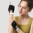 thumbnail image 3 of Guantes de culturismo de medio dedo Guantes de levantamiento de pesas portátiles Equipo de entrenamiento Hugtrwg Para estrenar, 3 of 7