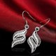 thumbnail image 2 of Pendientes colgantes KAIYANG de plata de ley 925 en forma de hojas onduladas, 2 of 4