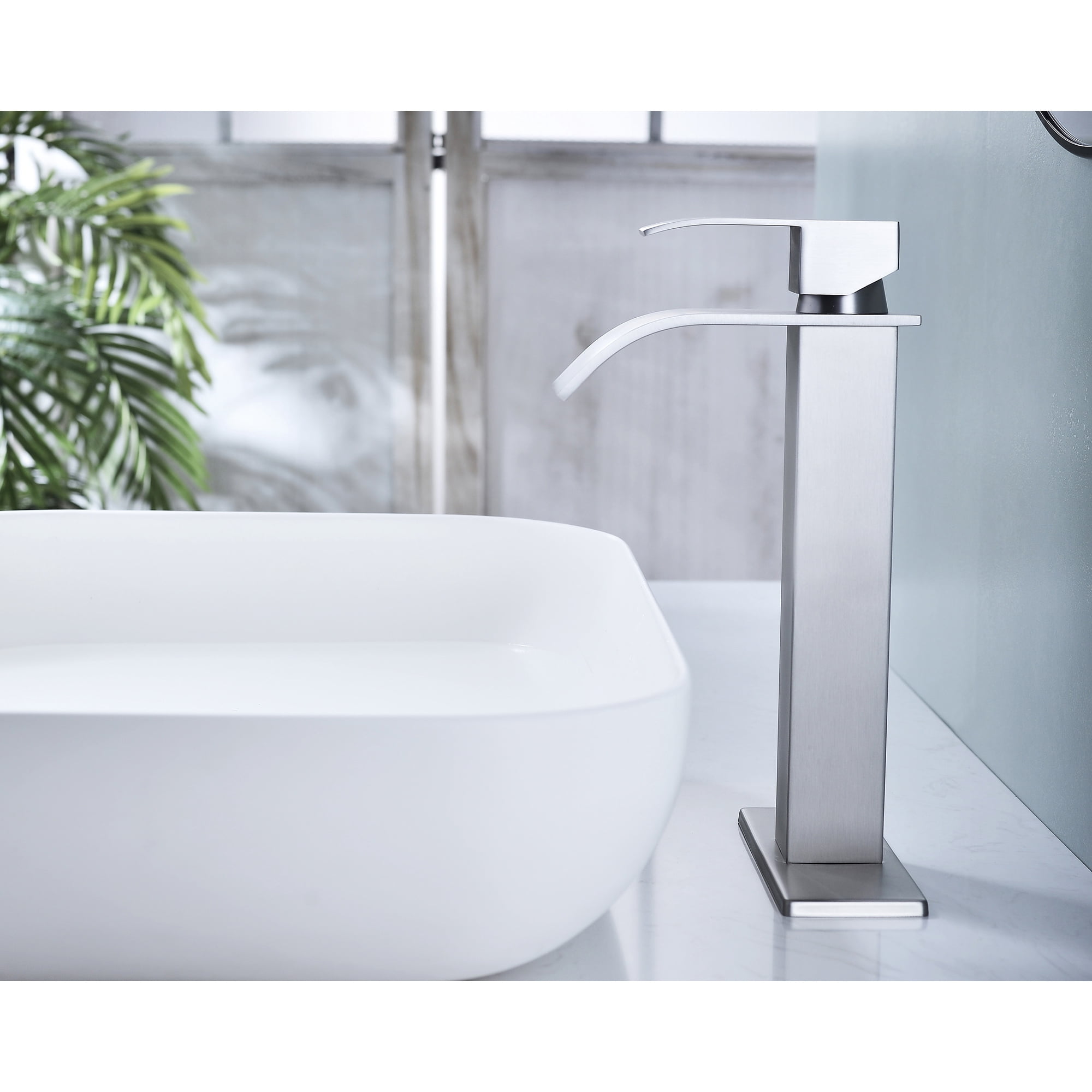 Single handle single hole waterfall spout bathroom vessel sink faucet with deck plate