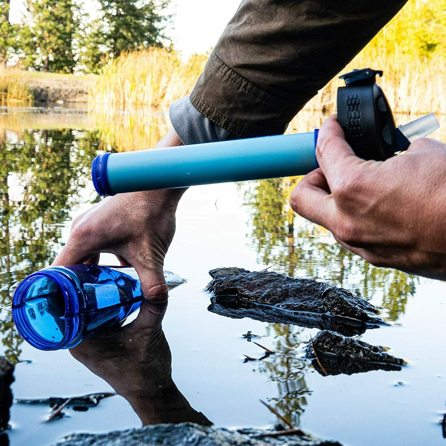 22oz Water Bottle With Filter, Compass & Hook - Advanced Self Filter
