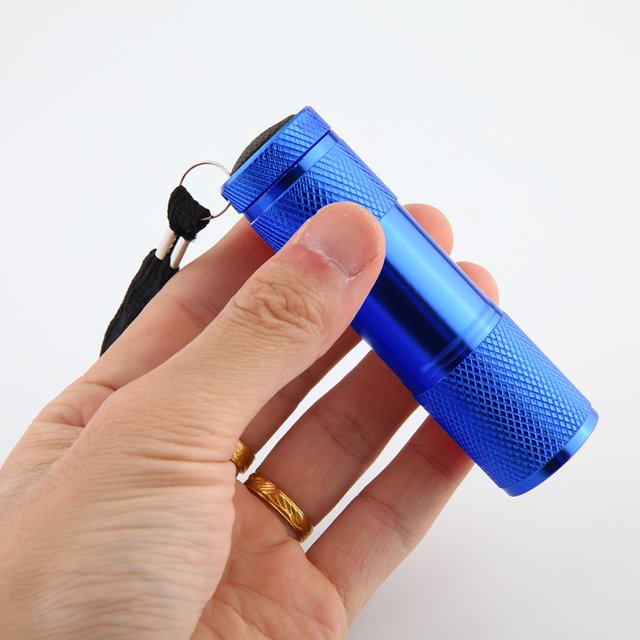 Linterna Ultravioleta 9LED UV Linterna portátil Luz morada Antideslizante 395nm Luz de fondo (Azul)