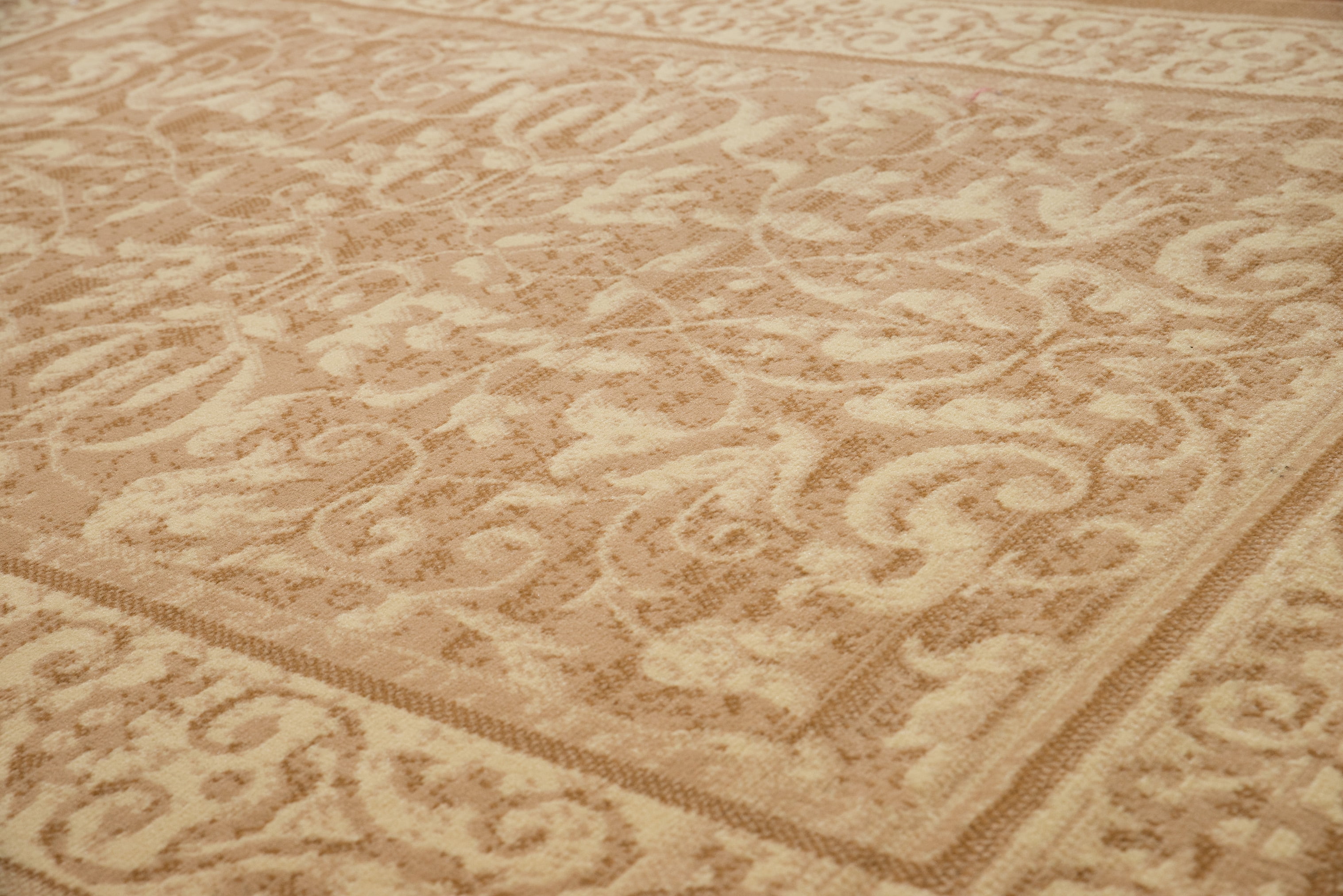 United Weavers Plaza Genevieve Runner Rug, Bordered Pattern, Beige, 2'3 X 7'2"
