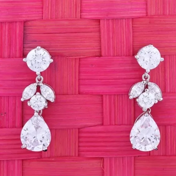 2.40Ct Pear Cut Simulated Diamond Women's Drop/Dangle Earrings In 14k White Gold Plated