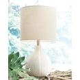 thumbnail image 1 of Design Signature par Ashley Rainermen 20" Moderne Lampe de Table en Céramique à Chevrons, Blanc Cassé, 1 of 5