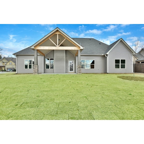 638-2485: Craftsman Traditional 3 Bed, 4 Bath Luxury Home Plan, 2622 Sq Ft: Full Blueprints with License to Build by Home Plan Marketplace - Lesuto