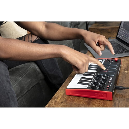 AKAI Professional MPK Mini MK3 – Clavier Maître USB MIDI 25 Touches avec 8  pads Rétroéclairés, 8 Potentiomètres et des Logiciels de - Cdiscount TV Son  Photo