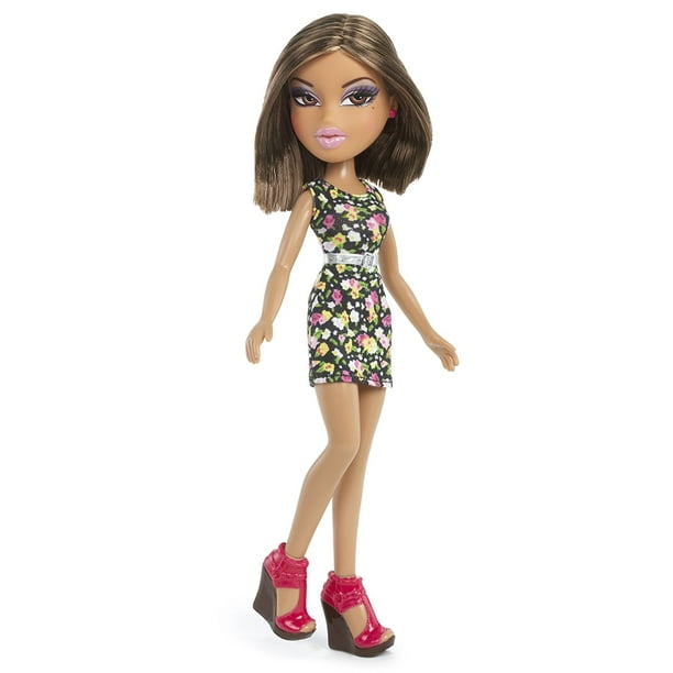 Strut It Doll Yasmin Bratz Characters Wearing The Latest Teen Trends By Bratz Ship From Us Walmart Com Walmart Com