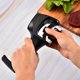 thumbnail image 3 of Accesorios para cuchillos de cocina 4 en 1: Afilador de cuchillos de 3 etapas que ayuda a reparar, restaurar, pulir cuchillas y guantes resistentes a cortes (negro), 3 of 5