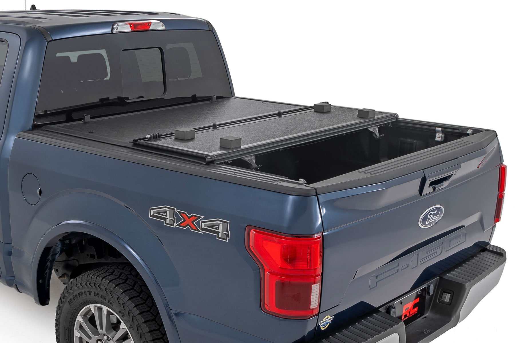 Rough Country Low Profile Bed Cover for 2021-2026 Ford F-150 | 5'7" - 47221550B