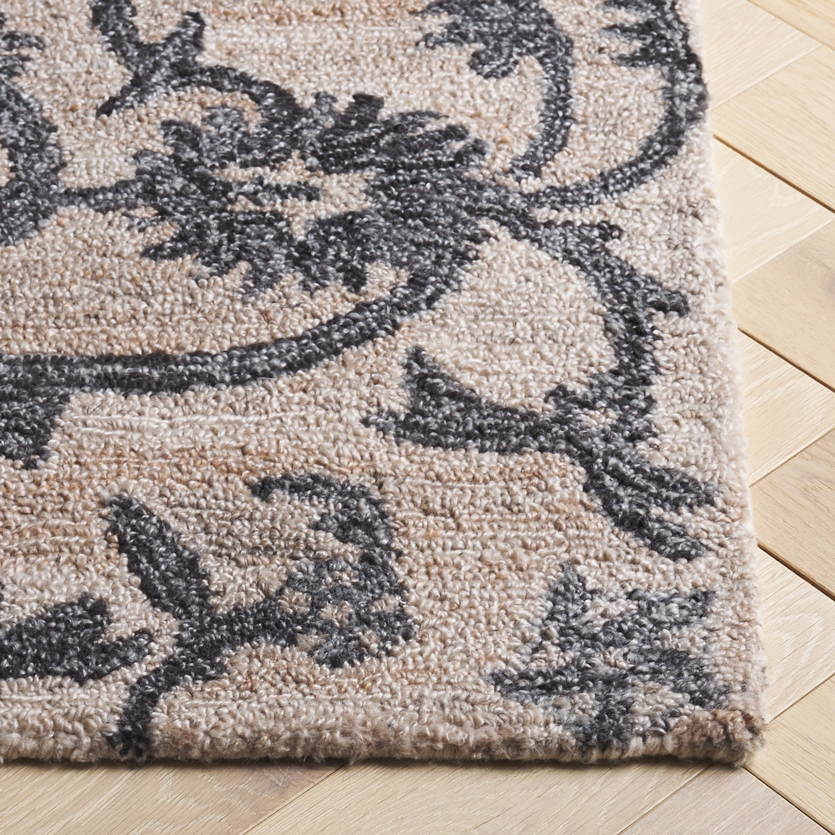 SAFAVIEH Anatolia Jamaar Floral Area Rug, Beige/Black, 6' x 6' Square