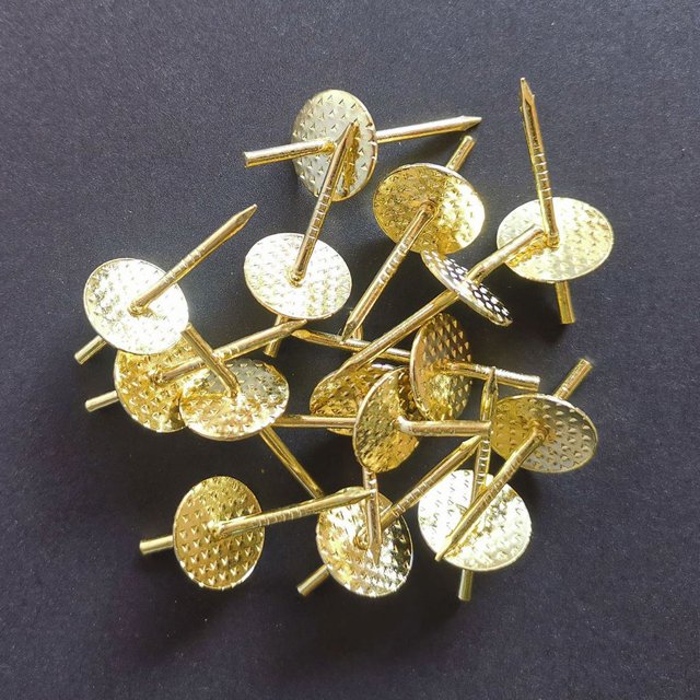 STRANDCHIC 60 Pcs Cintres pour Cloison Sèche Clous Obliques Couleur Dorée pour Usage Intérieur