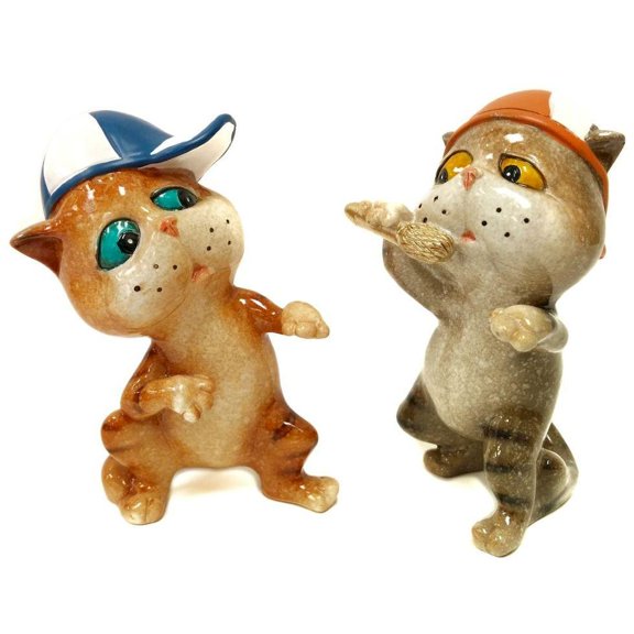 Two Cats Rapping Figurine Set