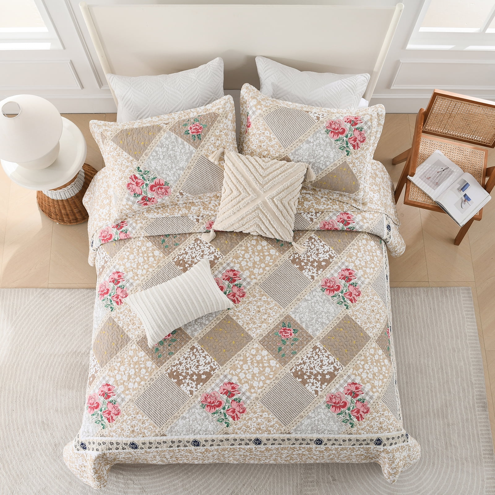 PANGUSHAN 100% Cotton 128"x120" Oversized California King Bedspread Coverlet Quilt Set, Cal King Quilted Bedspread Extra Large Wide Quilt, Floral XL Bed Spread Lightweight Comforter, 3pc, Brown/Gray