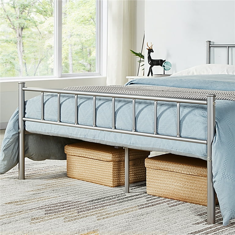 Yaheetech Metal Bed Frame with Headboard Footboard Queen Size Silver