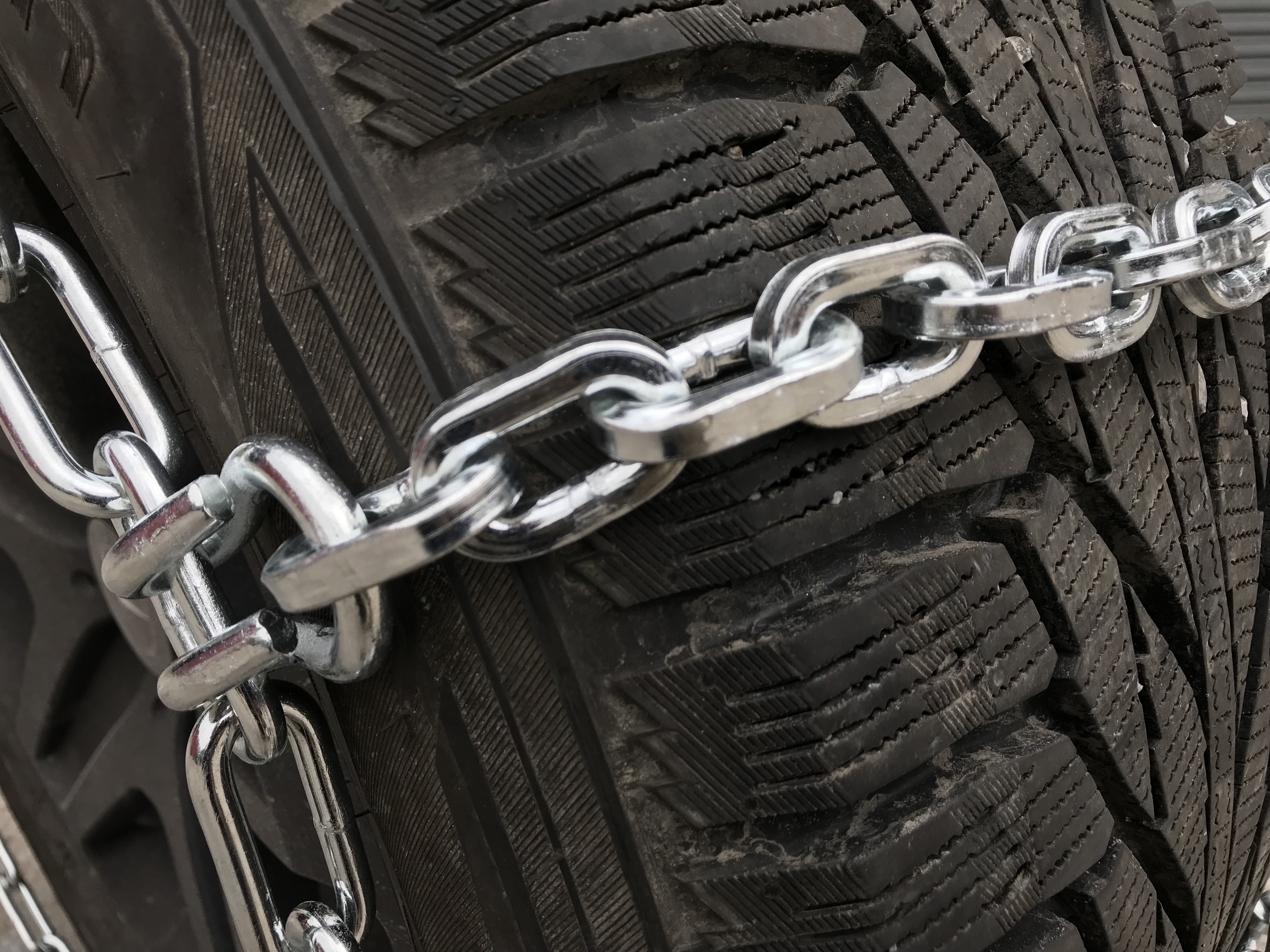 TireChain.com 33X12.50R15 33X12.50-15 7mm Square Boron Alloy Tire Chains,