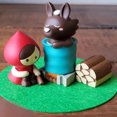 thumbnail image 5 of Serie de adornos de Caperucita Roja y Lobo Gris de ZAKKA Colección de adornos pequeños de resina artesanales con motivos de Decole Spot, 5 of 5