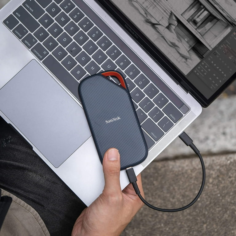 【新品未開封】SanDisk 4TB エクストリームプロ E82-GH25 SanDisk 4TB Extreme PRO Portable SSD with USB4 - SDSSDE82