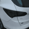 thumbnail image 4 of Motocicleta coche luz brillante faro película corte multiespecificación fibra de carbono exterior cambio de color pegatina luz trasera negra esmerilada, 4 of 6