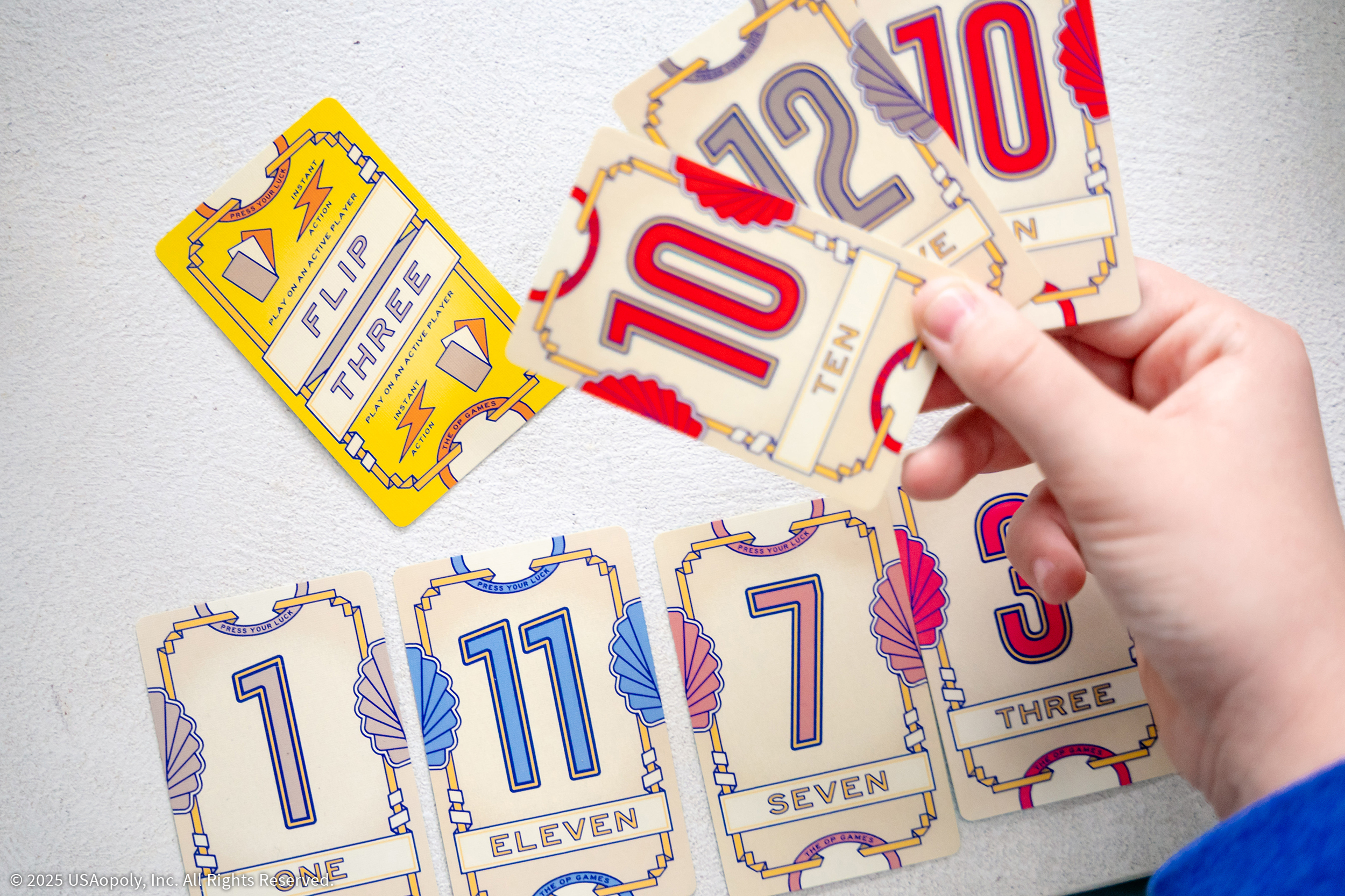 USAopoly Flip 7 Card Game for Family Game Night photo 7