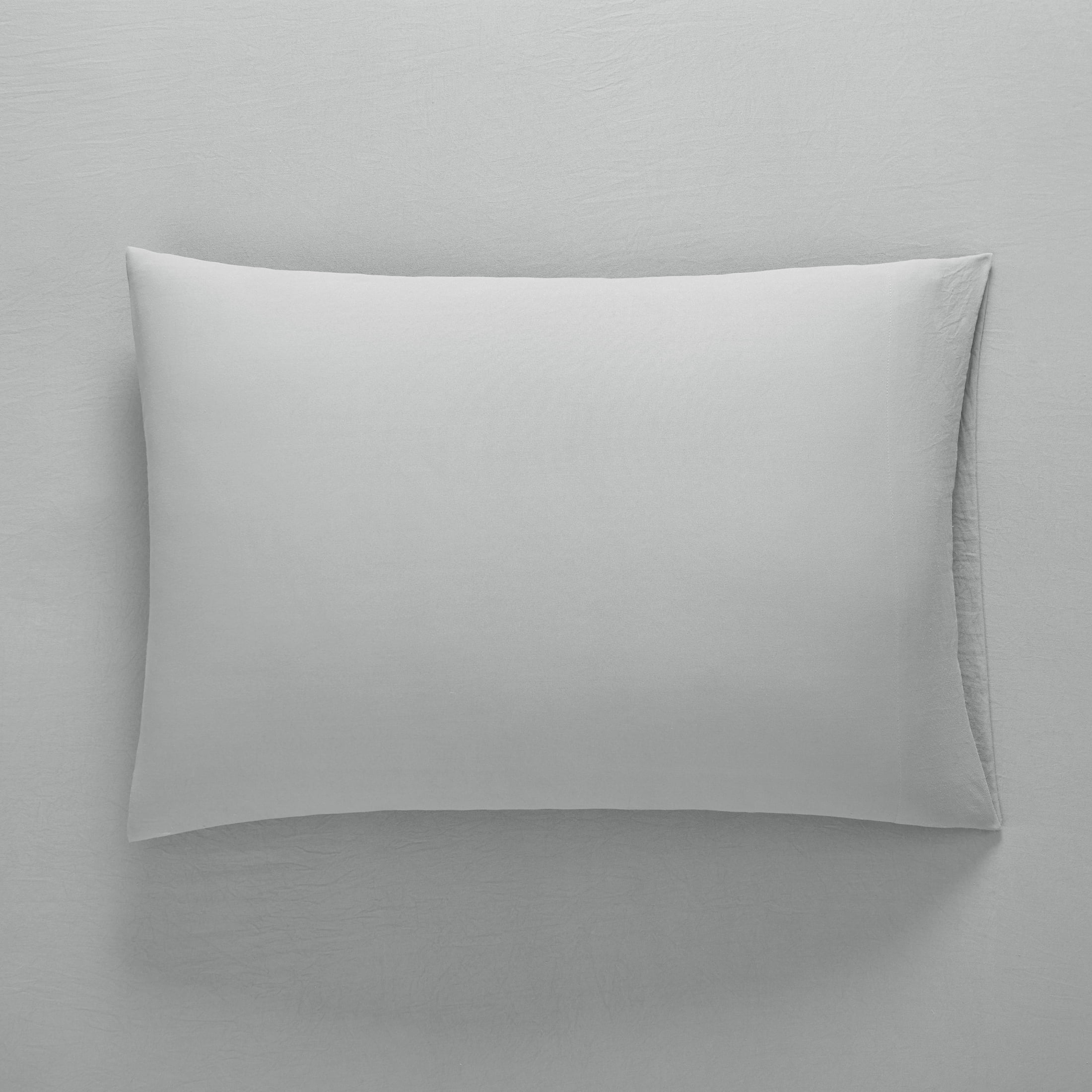 London Fog Moisture Wicking Microfiber Sheet Set, 2 Fitted Sheets and 2 Pillowcases, Silver, Twin/Twin-XL