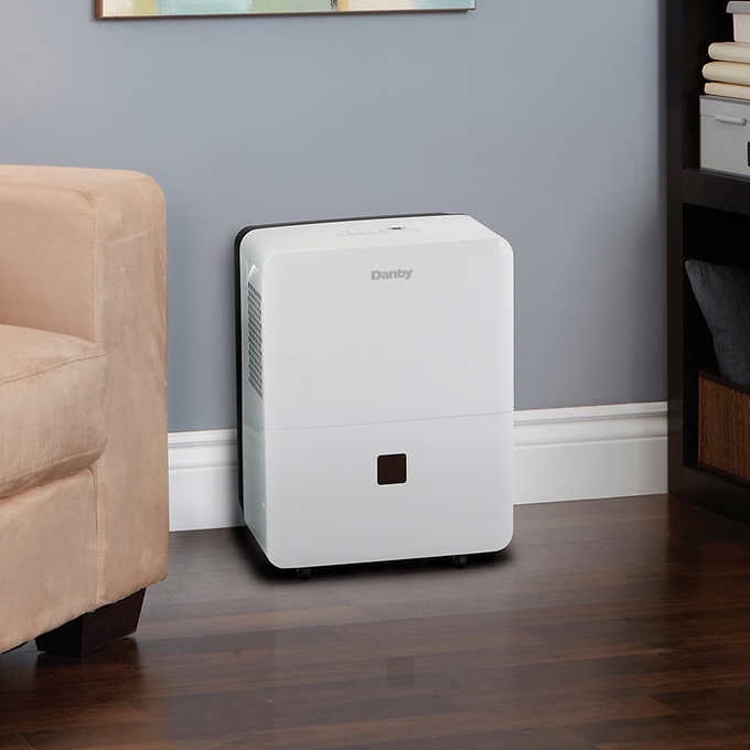 Danby 33.1 L (70 pints) Energy Star Dehumidifier with Pump | Walmart Canada