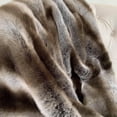 thumbnail image 3 of Manta de Piel Sintética Plutus Brands Gris Plateada 91x152 cm, 3 of 3
