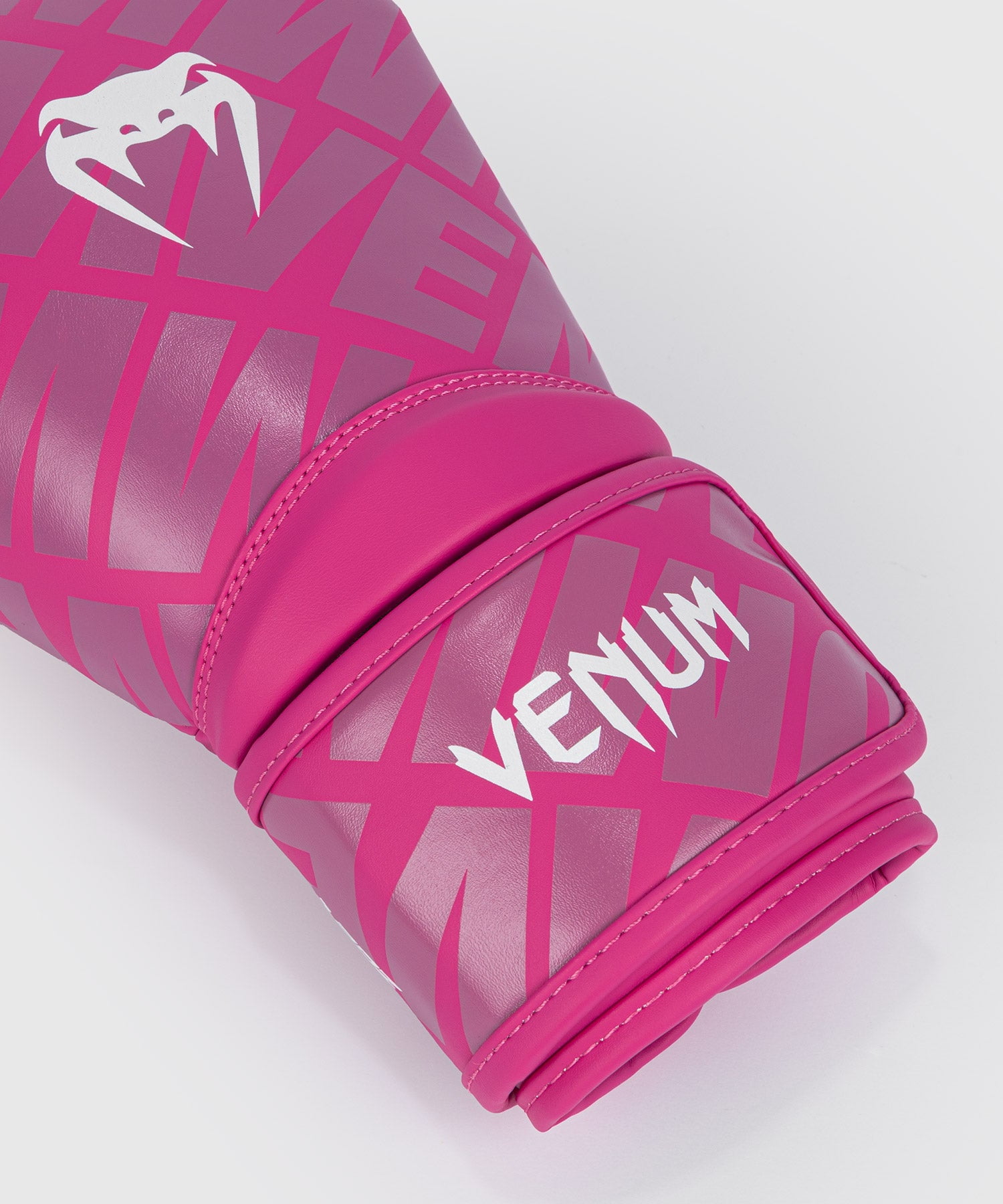 Venum Contender 1.5 XT Boxing Gloves - White/Pink - 8-Ounce