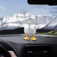 thumbnail image 2 of Adorno Creativo Resina Pato Con Dedo Estatua Pato Adorno para Coche Del Coche (B Amarillo) Amarillo Y Blanco, 2 of 9