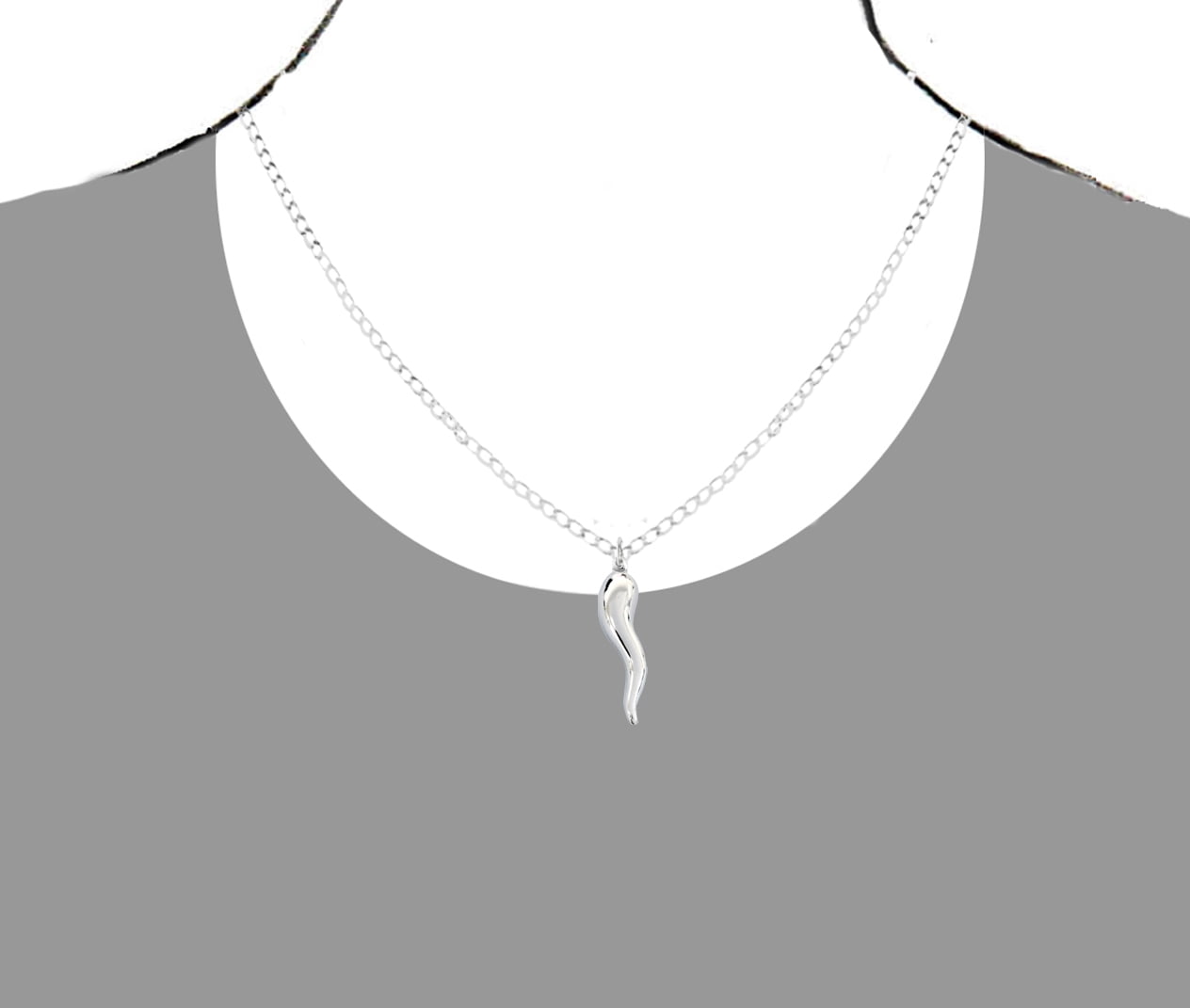 Ritastephens Italian Horn Silver Necklace, 24 Inches, Curb Chain, Sterling Silver 925