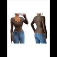thumbnail image 3 of Camisetas Ajustadas con Cuello en Forma de Corazón para Mujer, Tops de Punto Acanalado con Mangas Largas Acampanadas Color Café XL, 3 of 7