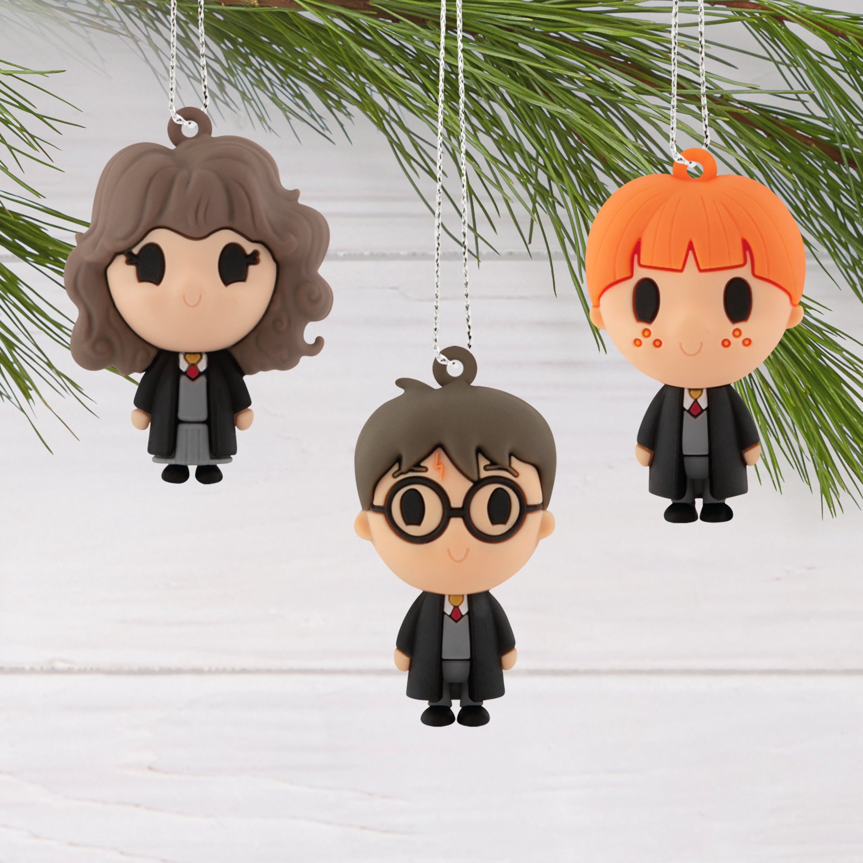 Hallmark Countdown Calendar With 12 Mini Ornaments (Harry Potter), 1 Count