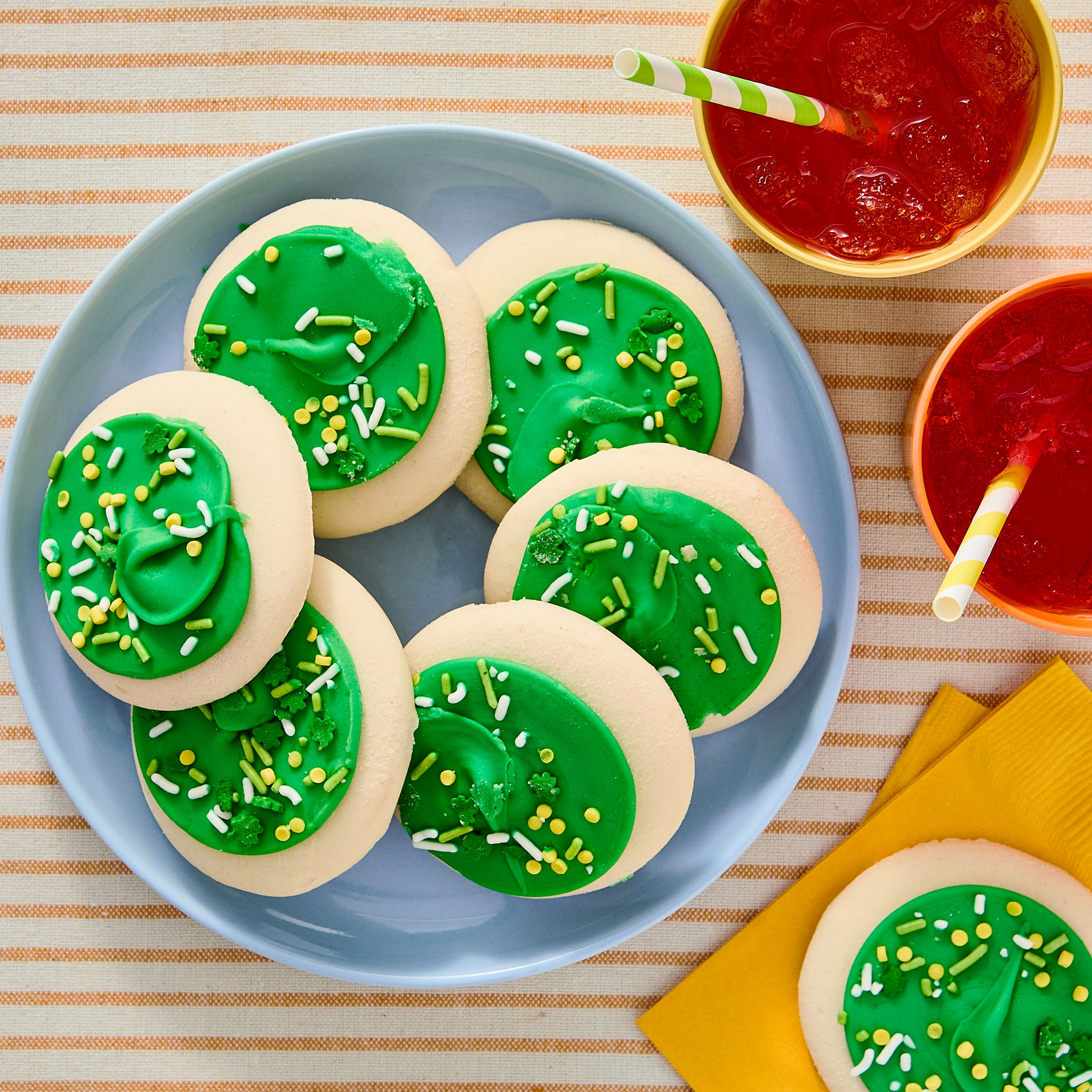 Freshness Guaranteed St. Patrick's Day Baked Frosted Sugar Cookies, 13.5 oz, 10 Count