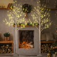 thumbnail image 4 of Birch Tree LIGHTSHARE de 8 pies con 132 luces LED de color blanco cálido, x2, 4 of 9