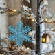 thumbnail image 4 of Copos de nieve ahuecados, colgantes para árbol de Navidad, adornos navideños para escaparates y centros comerciales, adornos de copos de nieve con efecto espejo., 4 of 5