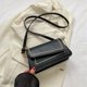 thumbnail image 1 of Temperamento, simple y de moda, el bolso pequeño retro popular de este año para mujeres, tendencia de bolso de mensajero de un solo hombro de nuevo estilo de principios de otoño 2025, 1 of 5