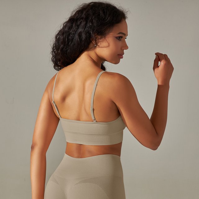 Traje deportivo de fitness para correr de color sólido, traje de yoga de cadera de melocotón sin costuras de cinco piezas de punto