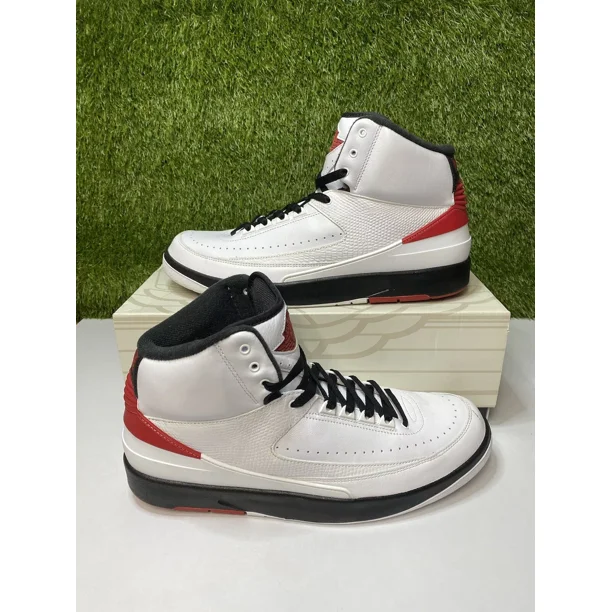 Ni - ke Air Jordan 2 Chicago Retro OG Size 13 Mens White Red Sneakers 2022 DX2454-106